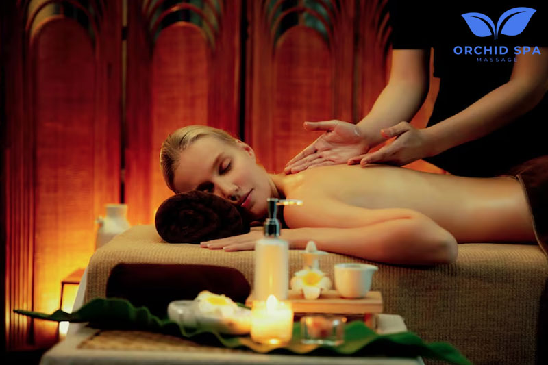 How is Aromatherapy Massage done?