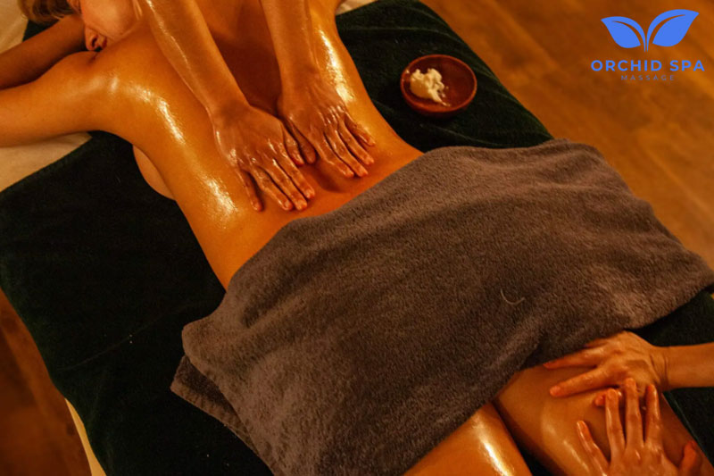 Is a 4 Hand Massage Better?