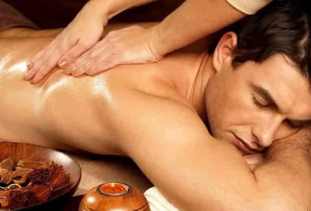 Hot Oil Massage for Men in Abu Dhabi
