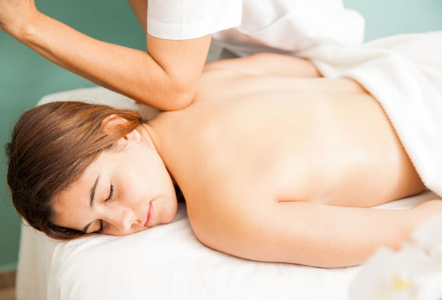 Female Deep Tissue Massage